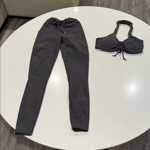 Bombshell Sportswear (set) 🩶


Dual charm bra + leggings